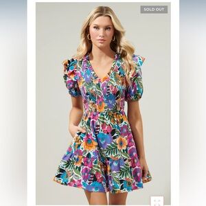 Sugarlips Santa Elena Leones Smocked Mini Dress Size M New NWT bright floral